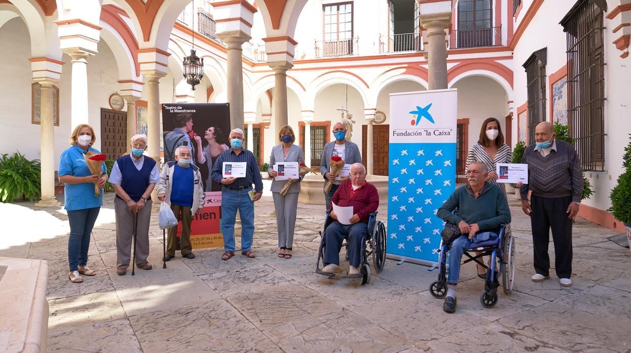 Ancianos del Hospital de la Caridad que podrán disfrutar de la ópera ‘Carmen’