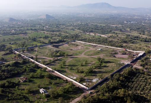 El terreno está situado en un área conocida como Oztoyahualco que se cree que es uno de los distritos más antiguos de la ciudad antigua