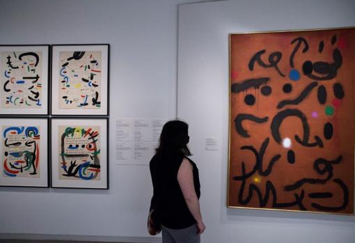 Una de las salas de la exposición 'Miró Poema'