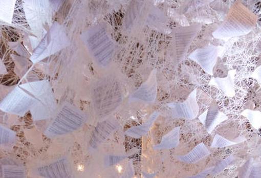 Detalle de 'Hope', la pieza de Shiota para el Liceo