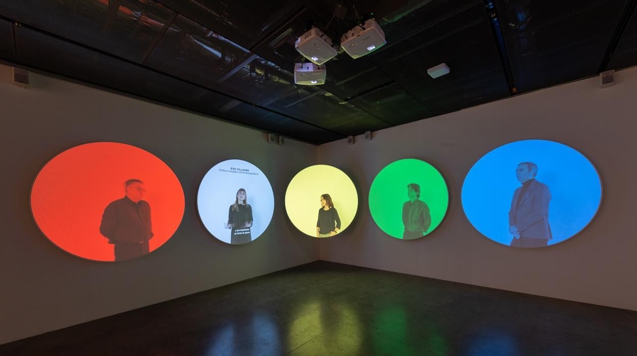 Una de las instalaciones de la nueva exposición de la Fundación Telefónica, 'Color. El conocimiento de lo invisible'