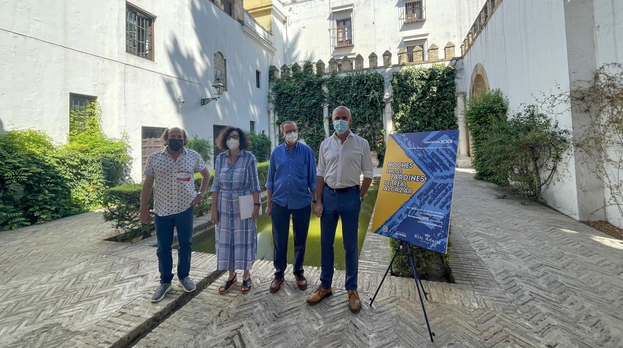 Juan Motilla, Isabel Rodríguez, Miguel Ángel González y Antonio Muñoz, este lunes en la presentación