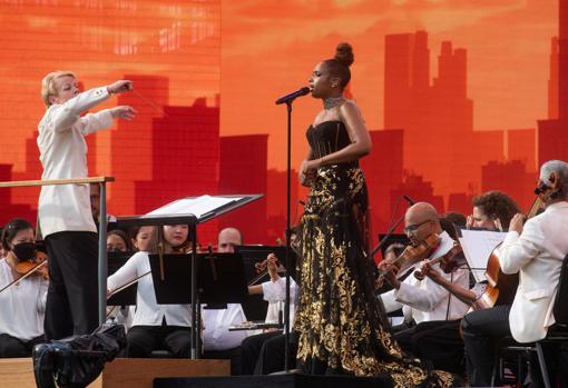 Jennifer Hudson cantó el aria 'Nessun Forma'