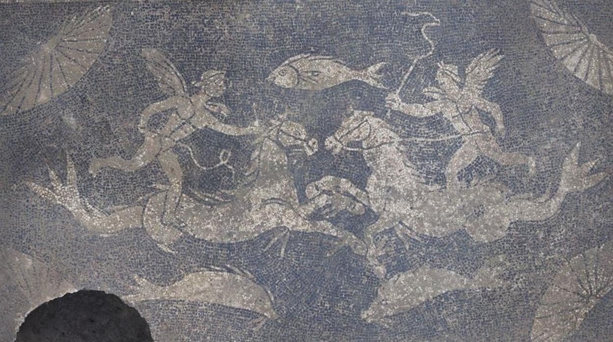 Mosaico descubierto en el Forao de la Tuta