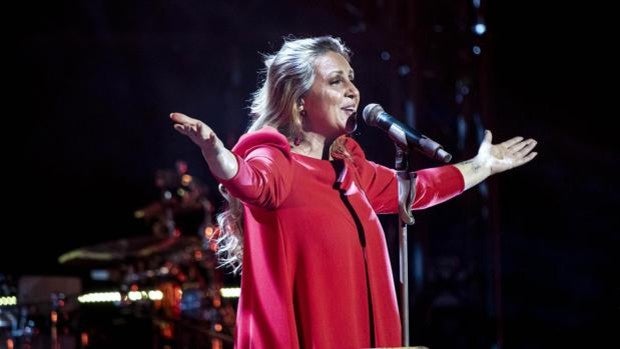 Niña Pastori, de 'Cai' a Pamplona al ritmo de 25 años de música