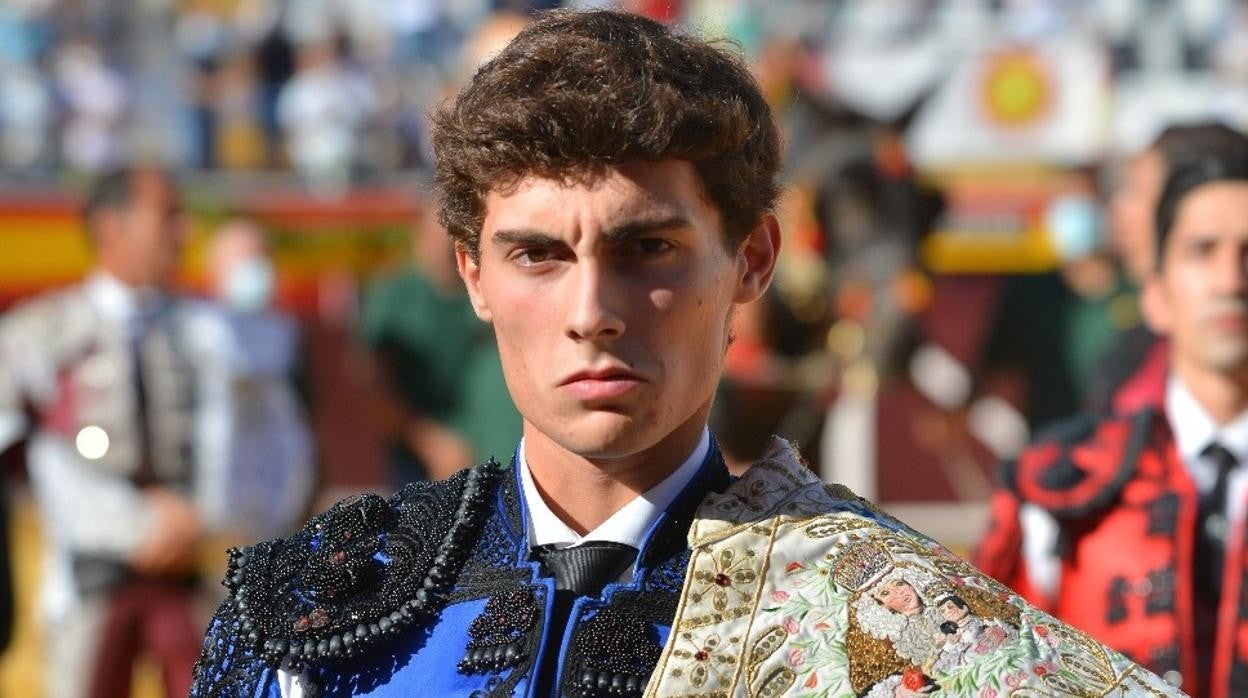 El novillero Diego Bastos, en la plaza jienense de Villacarrillo