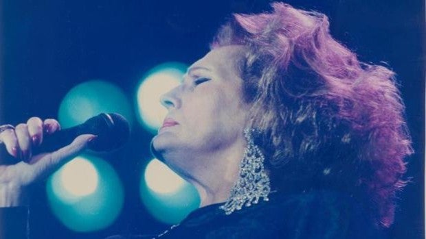 Amália Rodrigues, la máquina de coser tristezas