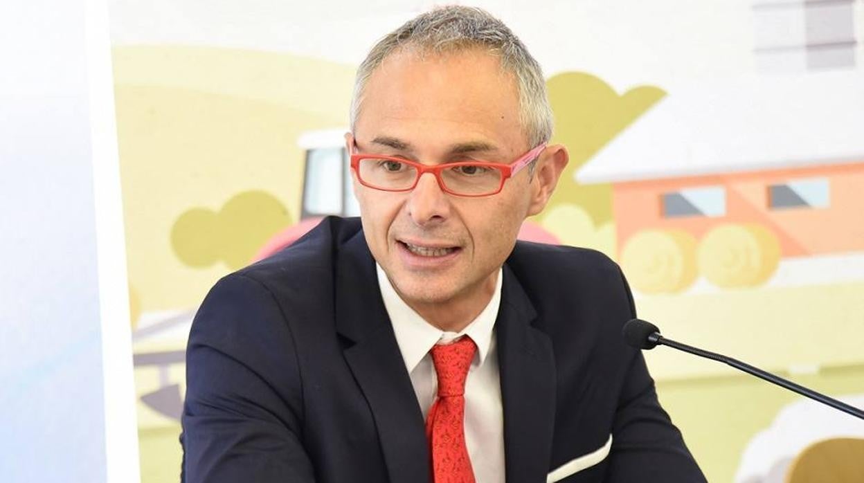 Ricardo Rivero Ortega , rector de la Universidad de Salamanca