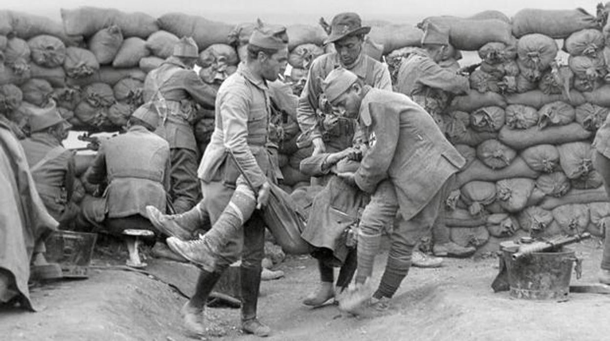 Soldados españoles, durante el desastre de Annuel en 1921