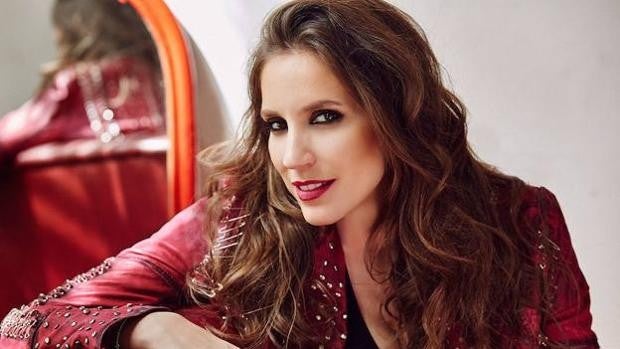 María Toledo presenta este sábado en el Maestranza su disco 'Ranchera flamenca'