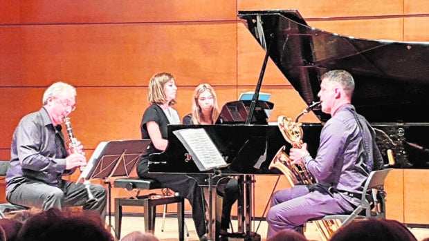 Concierto benéfico de Harambee