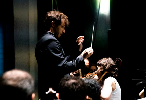 Andrés Salado: «Hasta ahora, los directores de orquesta pertenecíamos a un lobby de frac, de museo»