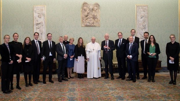 La Academia Sueca expía en Roma su «noche oscura»