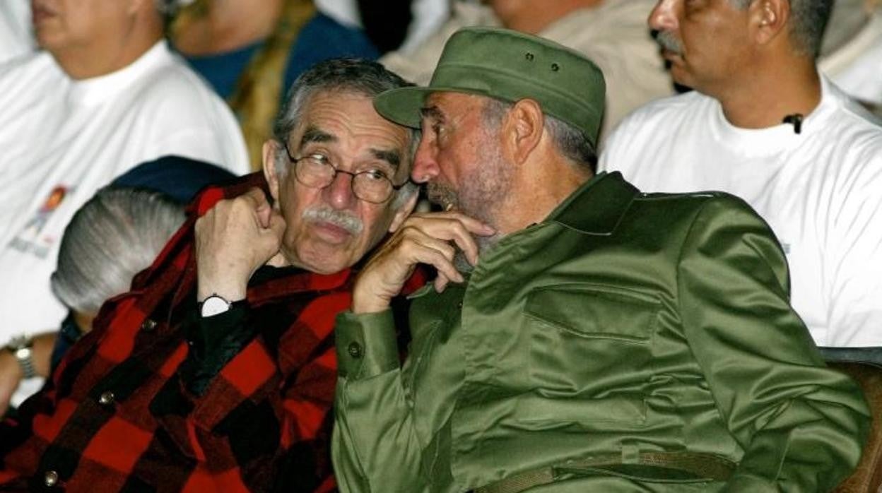 El escritor Gabriel García Márquez y Fidel Castro fotografiados en el año 2002.
