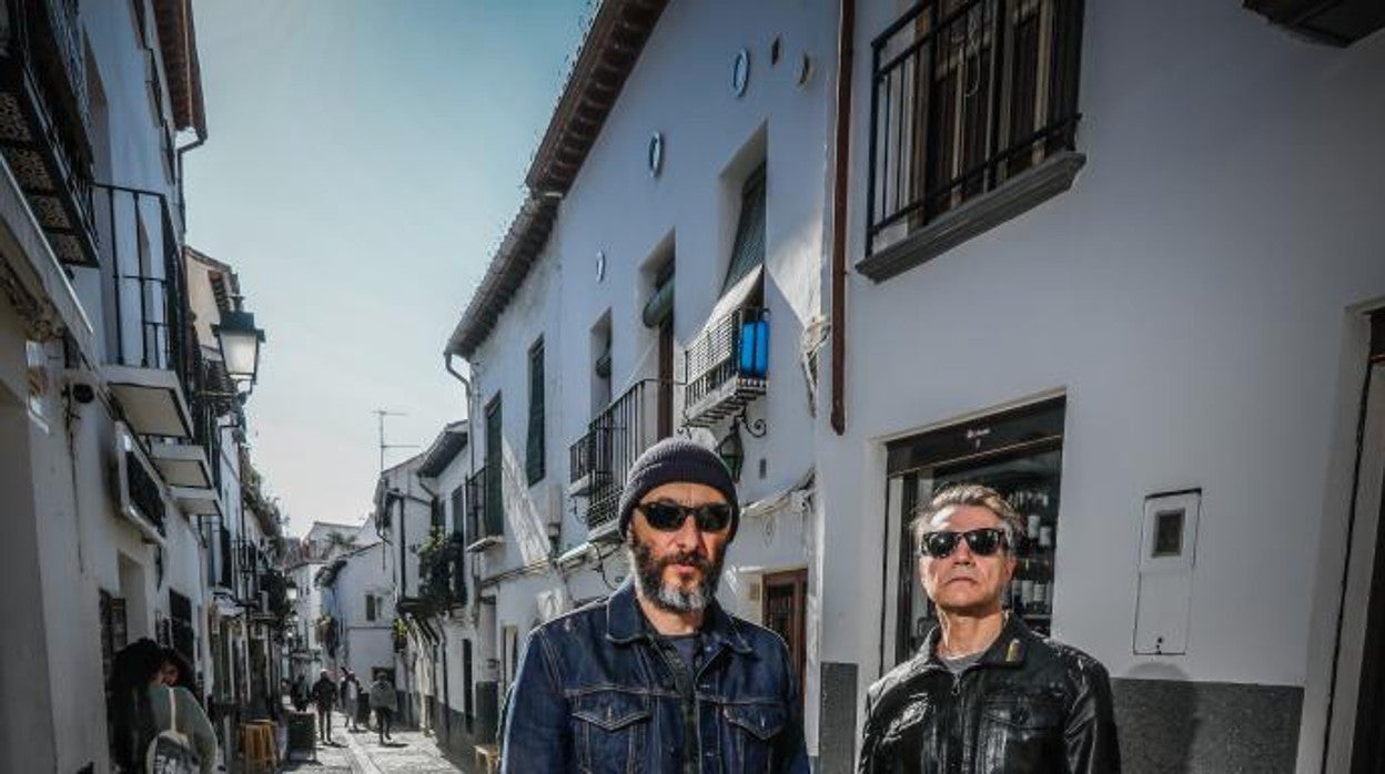 Los Planetas actúa este miércoles en el Lope de Vega junto a Niño de Elche