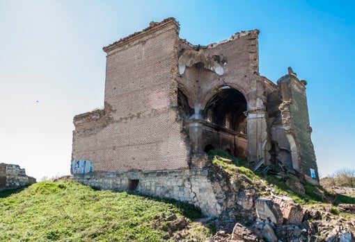 La iglesia de San Pedro Apóstol de Polvoranca, en la Lista Roja