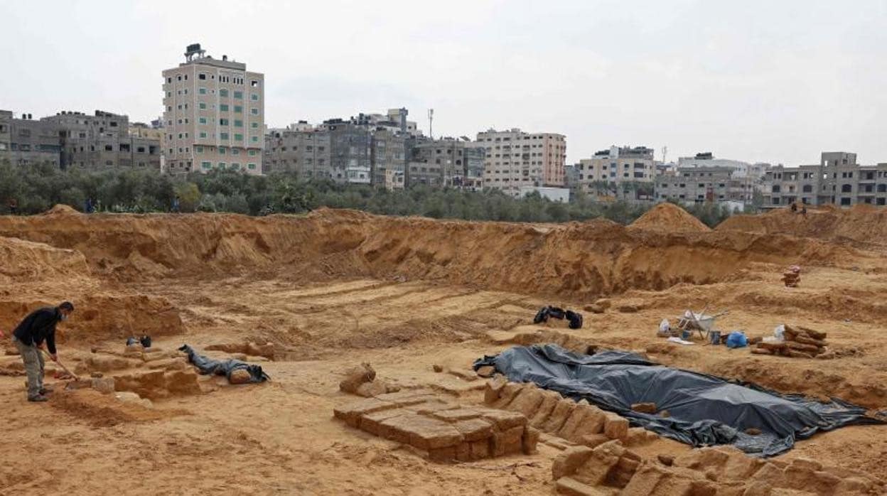 El cementerio romano recientemente descubierto que contiene tumbas ornamentadas, en Beit Lahia, en el norte de la Franja de Gaza