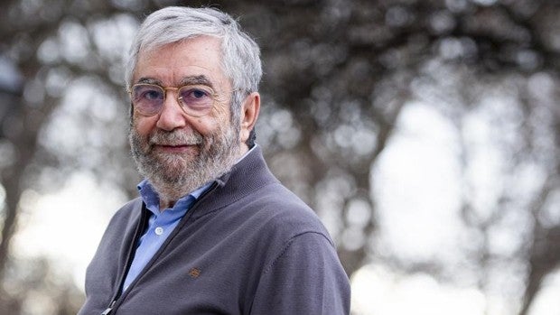 Antonio Muñoz Molina: «Me he dedicado en cuerpo y alma a la literatura. Es para mí una vocación absoluta»