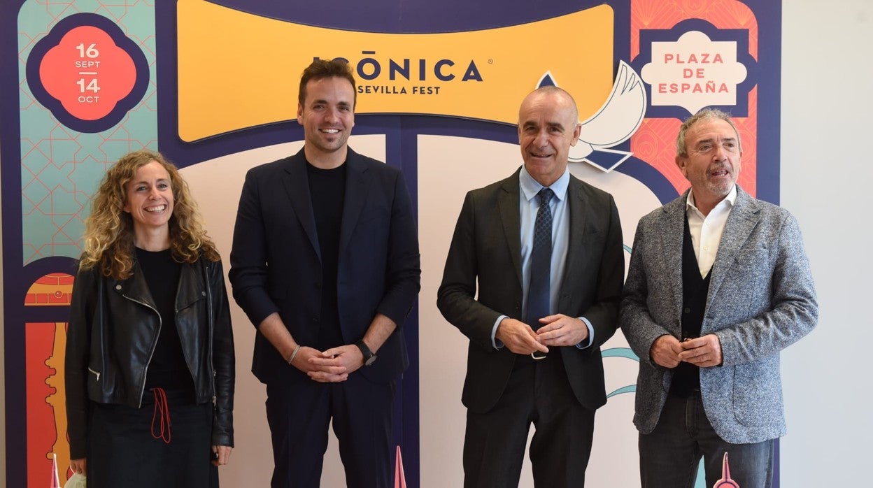 Isabel Ojeda, Javier Esteban, Antonio Muñoz y Martín Pérez en la presentación del Icónica Sevilla Fest 2022