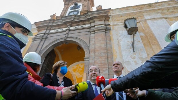 El Gobierno abre la puerta a comprar los dos murillos de los Venerables para que no salgan de  Sevilla