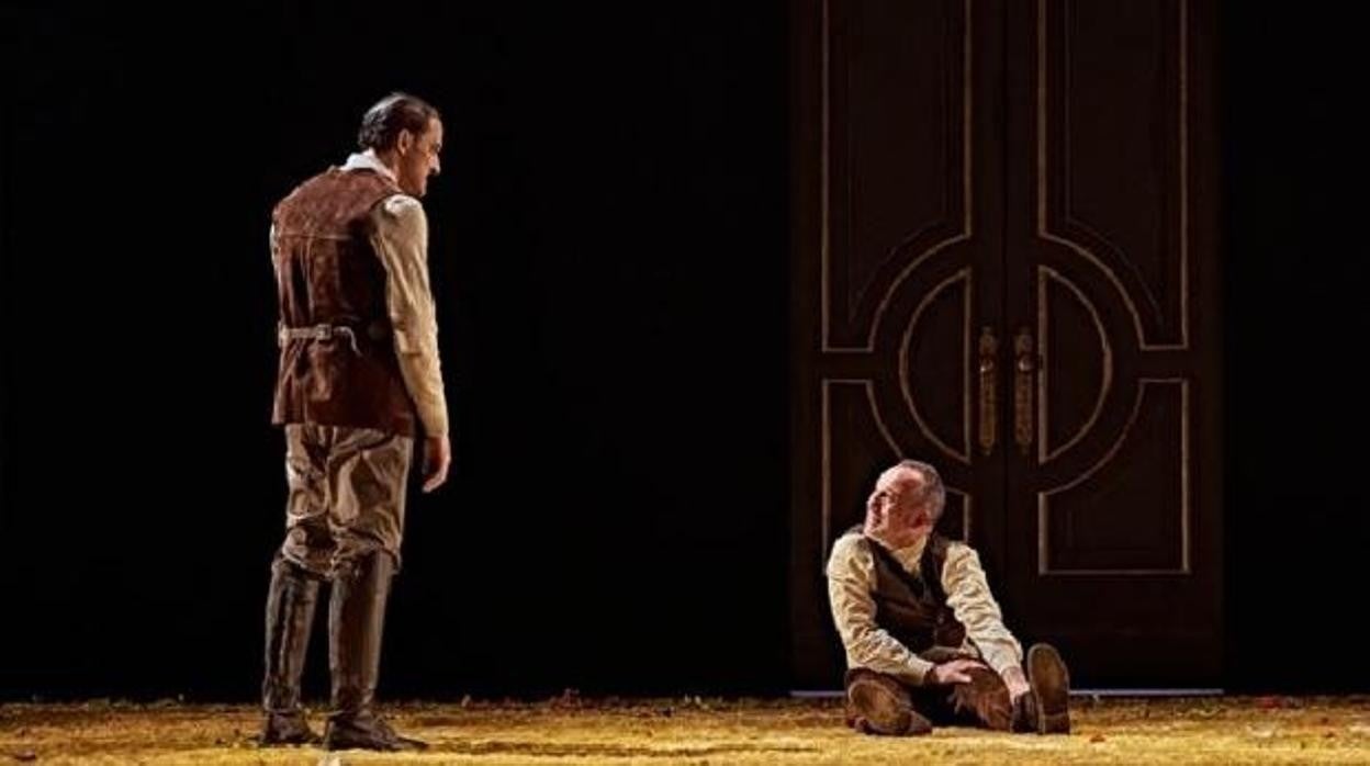 Jacobo Dicenta y Javier Gutiérrez, en una escena de 'Los santos inocentes'