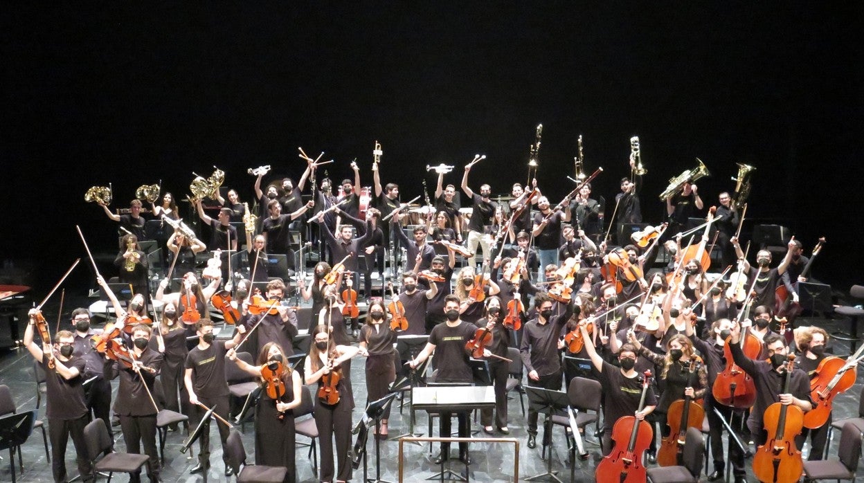 Los músicos de la Orquesta Joven de Andalucía