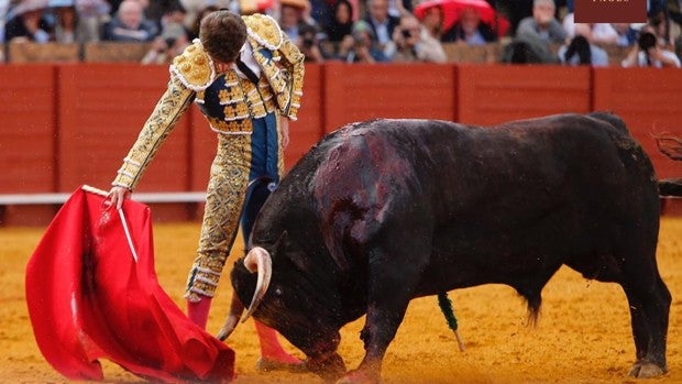 Feria de Abril: una brava corrida de Santiago Domecq