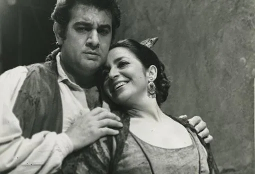 Teresa Berganza y Plácido Domingo interpretando «Carmen» en 1977 en Edimburgo