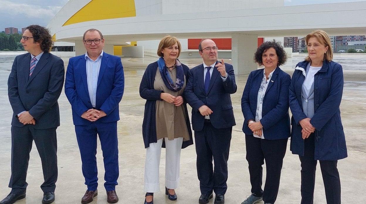 Miquel Iceta, en su visita al Centro Niemeyer