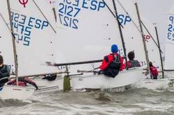 Manuel Álvarez e Iván Pérez ganaron la Regata de El Puerto