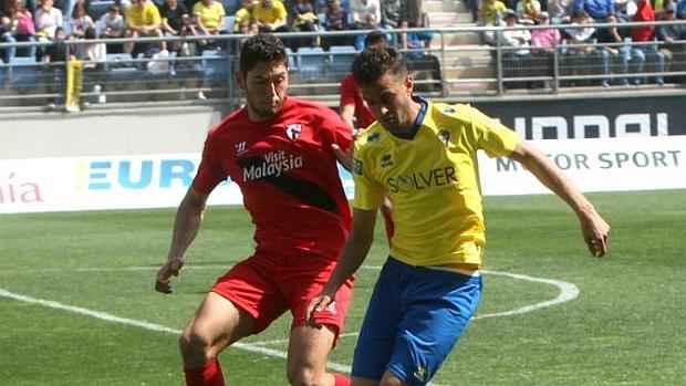 Candela para el centro del campo del Cádiz CF