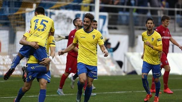 El Cádiz ya es el mejor equipo del Grupo IV en su estadio