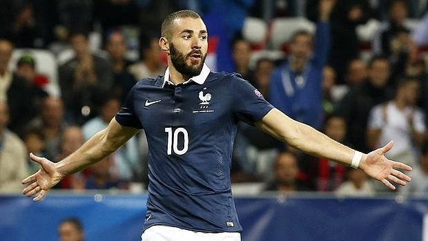 Benzema, en un partido de la selección francesa