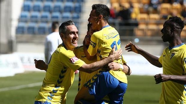 El Cádiz CF, en busca de su mejor racha