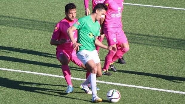 Partido entre el Guijuelo y el Compostela