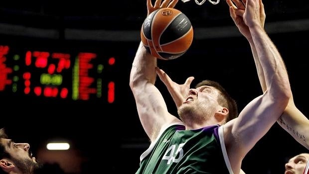 Efes-Unicaja en directo