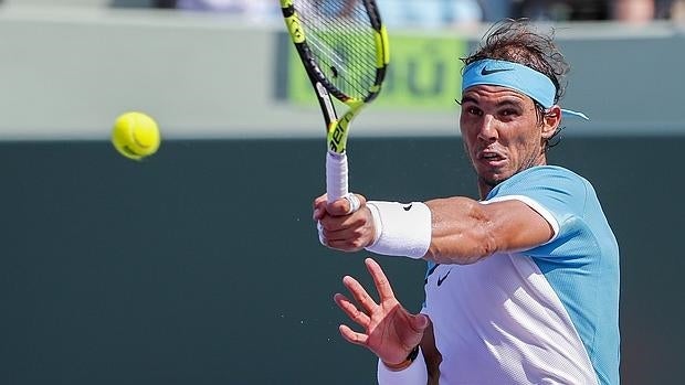 Nadal abandona ante Dzumhur