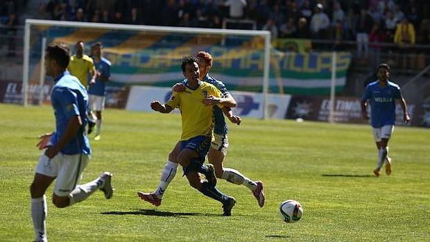 El Cádiz cumple en el amistoso de Utrera (1-3)