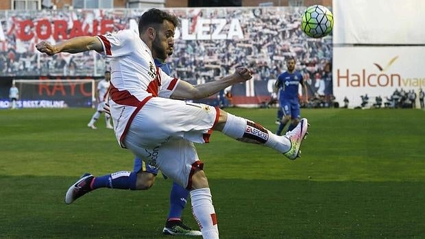 El Rayo se aferra a la permanencia