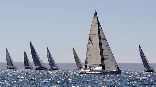 &quot;January Sails&quot;, de Gabriel Català, vencedor absoluto