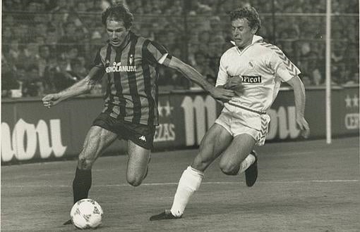 Baresi y Butragueño, en el partido de la Copa de Europa 88-89