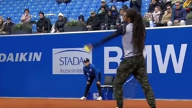 El curioso atuendo de Dustin Brown en Múnich