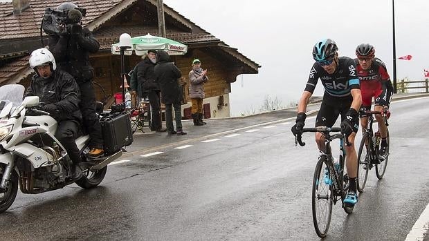 Recital de Froome en la lluvia