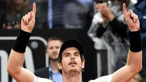 Andy Murray celebra el título conquistado en Roma