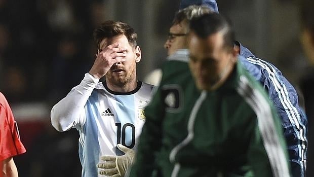 Messi acaba lesionado el amistoso ante Honduras