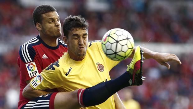 Osasuna gana la primera batalla