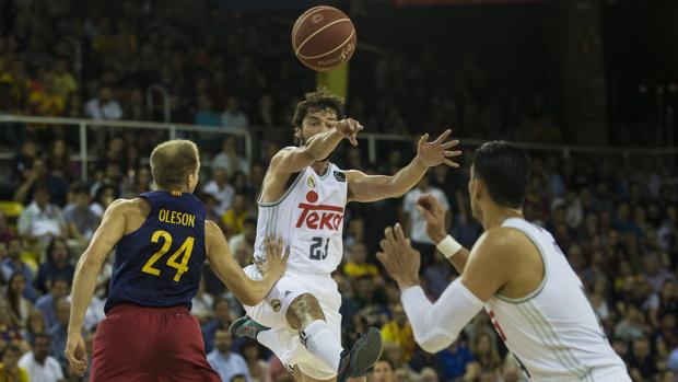 El Madrid silencia el Palau con una victoria contundente