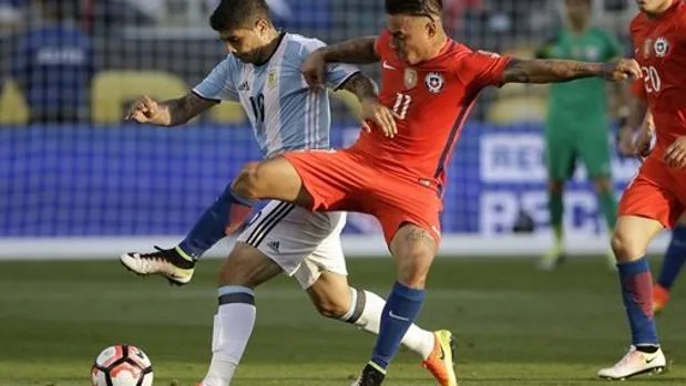 Partido entre Argentina y Chile disputado en la fase de grupos de la Copa América