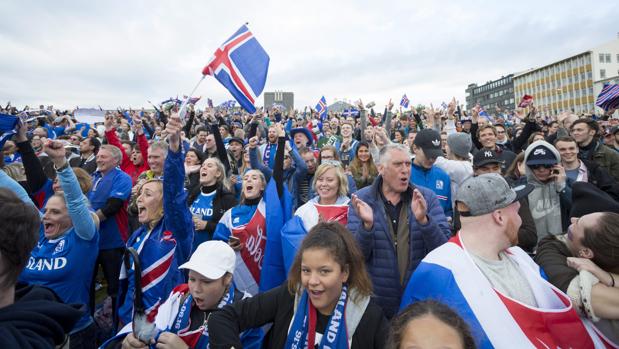 Así convoca Islandia a sus internacionales: pastores o vigilantes de volcanes, no aptos