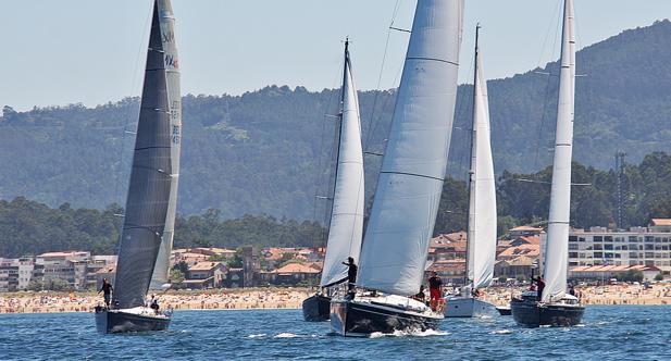 Rumbo a Azores con 20 nudos de intensidad de viento del Norte